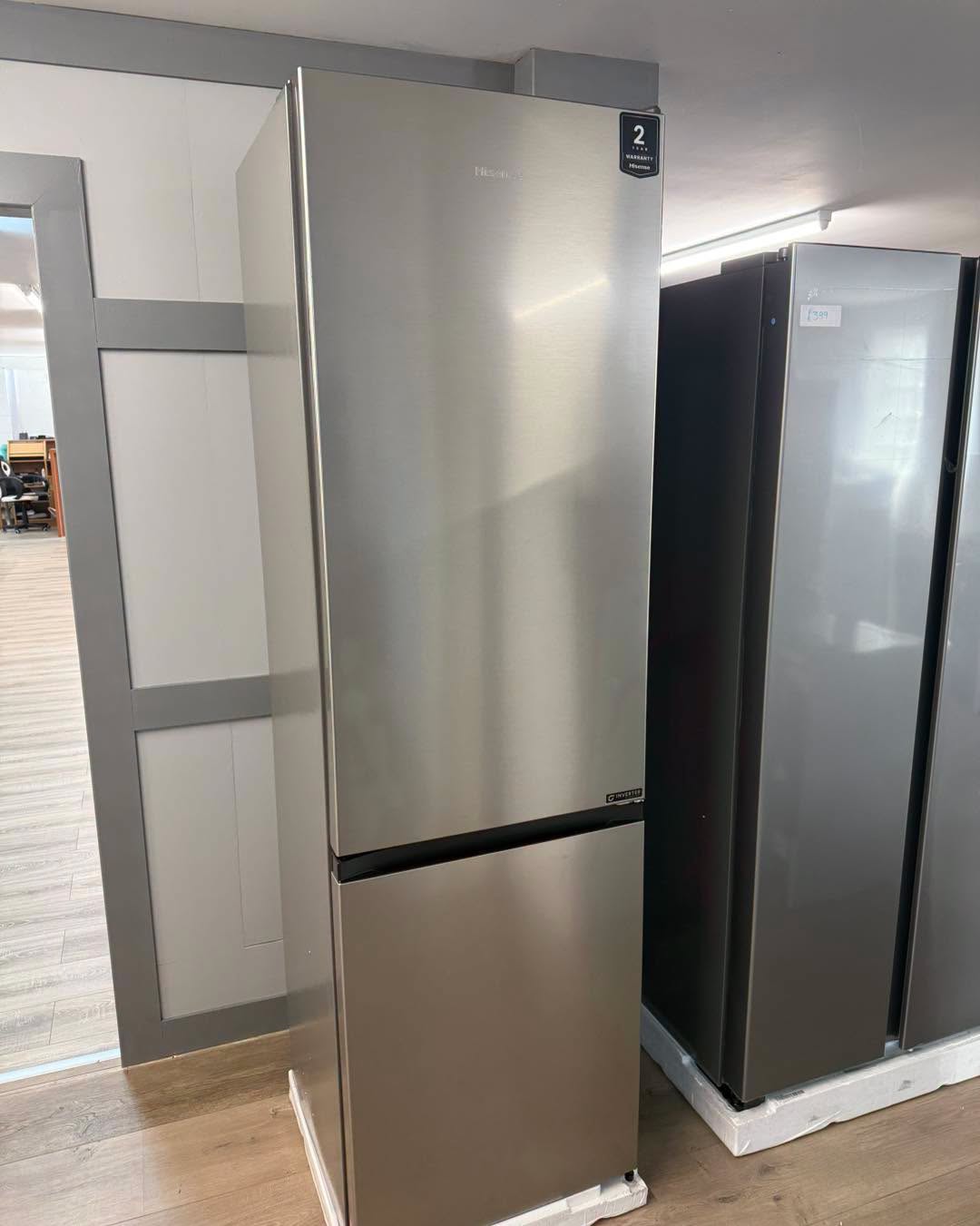 HISENSE RB440N4ACA 60/40 Fridge Freezer